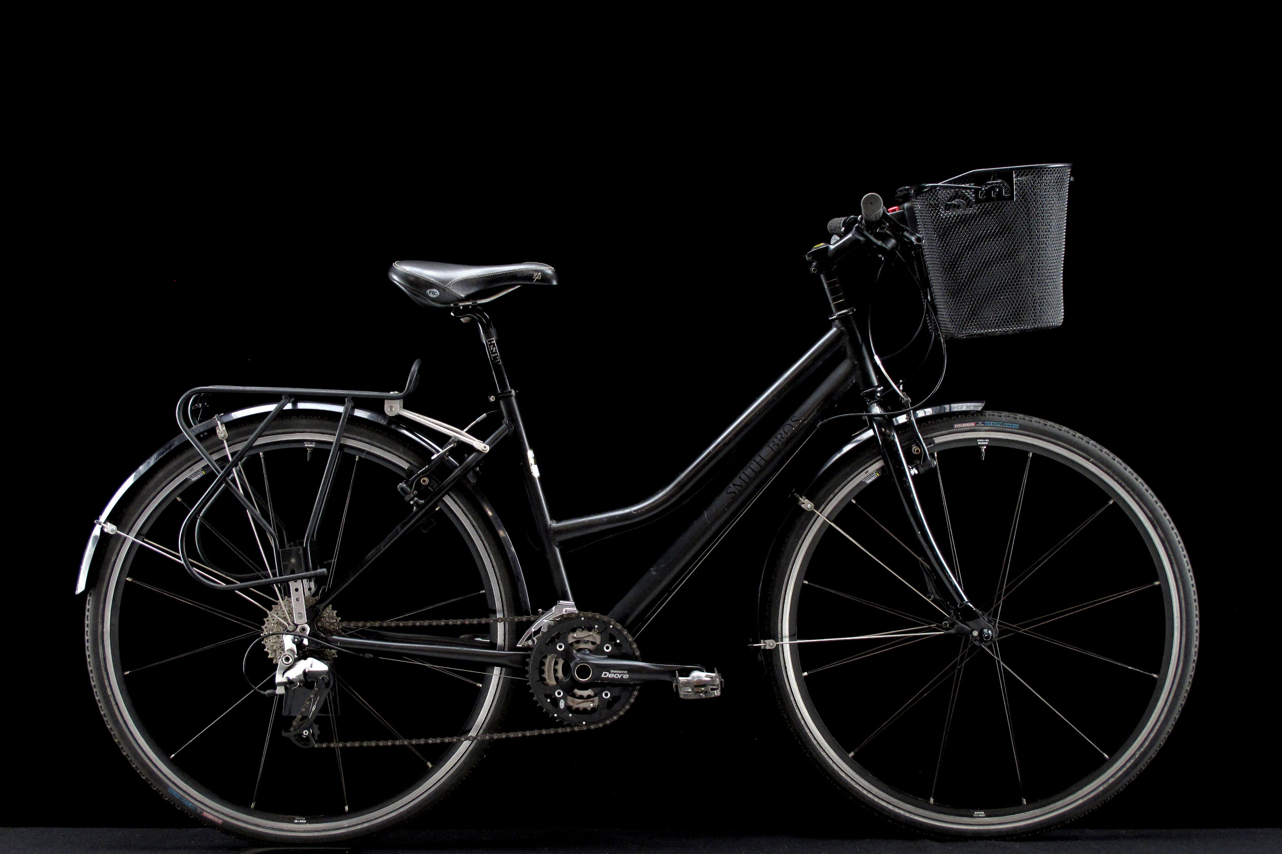 Smith Bros - Medium_01