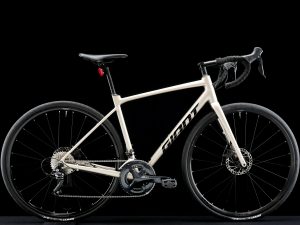 Giant - Contend AR3 - Medium